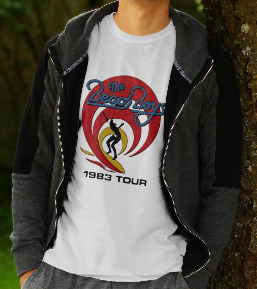 The Beach Boys 1983 Tour Vintage Surf Iconic Music Event T-Shirt