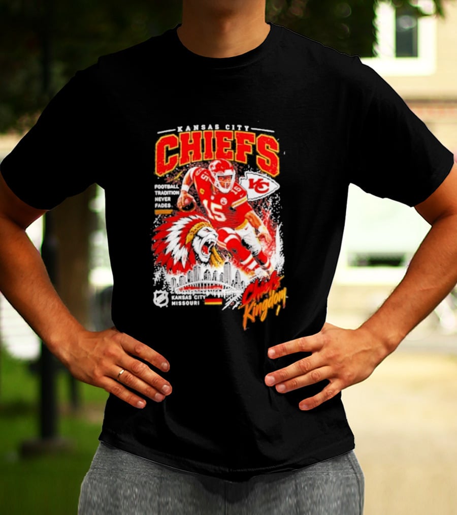 Kansas City Chiefs Football Tradition Never Fades Chiefs Kingdom Patrick Mahomes Skyline T-Shirt