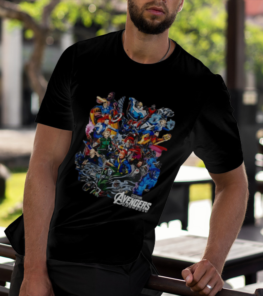 Marvel Studios Avengers Superheroes Group Comic Doomsday T-Shirt