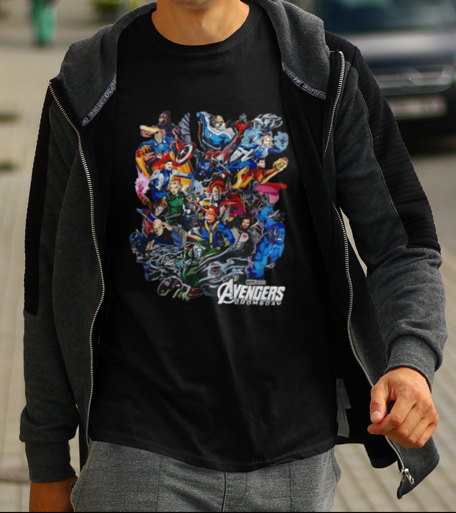 Marvel Studios Avengers Superheroes Group Comic Doomsday T-Shirt