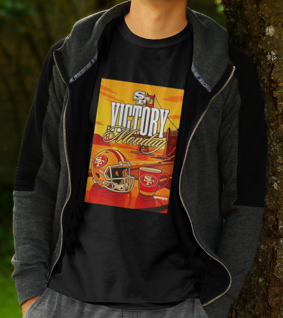 San Francisco 49ers Victory Monday Golden Gate Helmet And Coffee T-Shirt