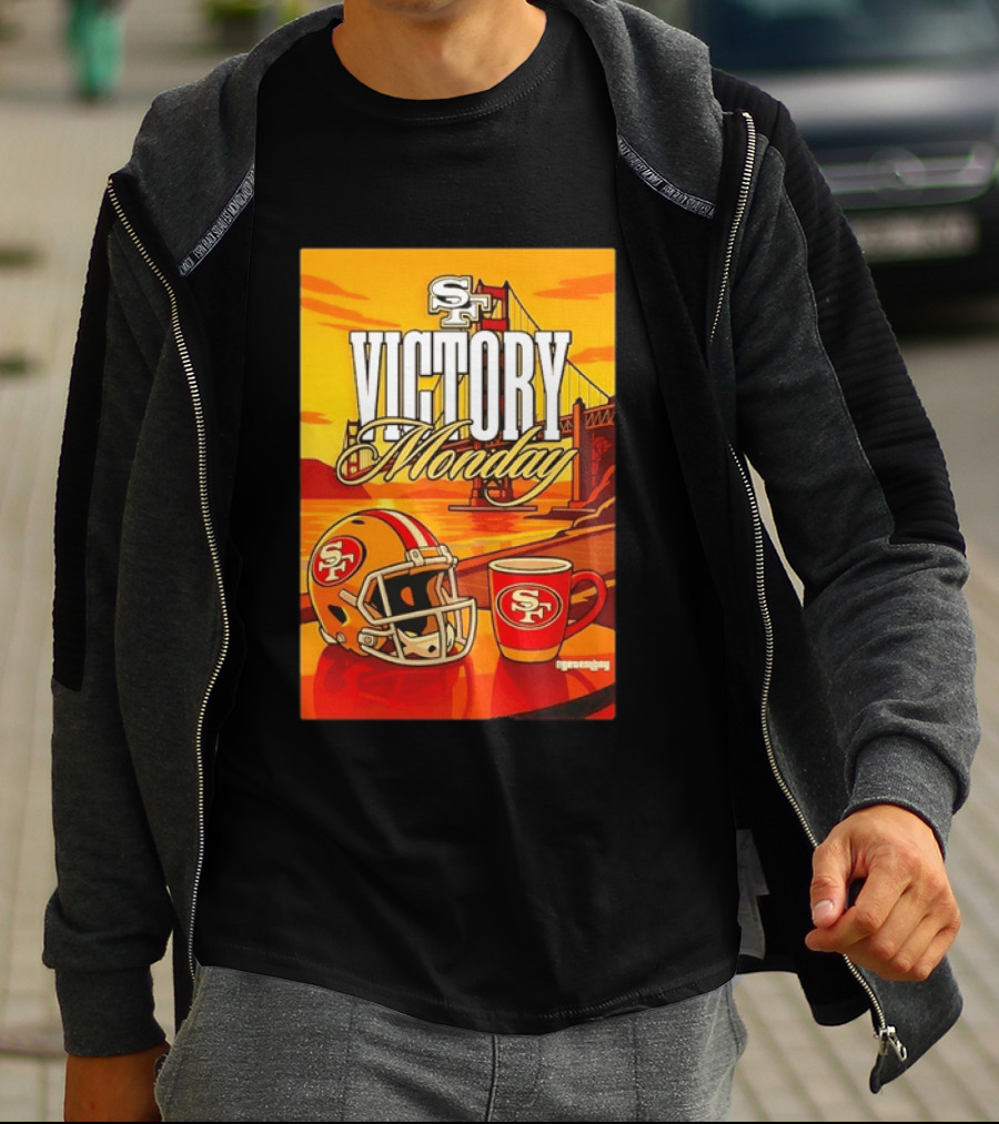 San Francisco 49ers Victory Monday Golden Gate Helmet And Coffee T-Shirt