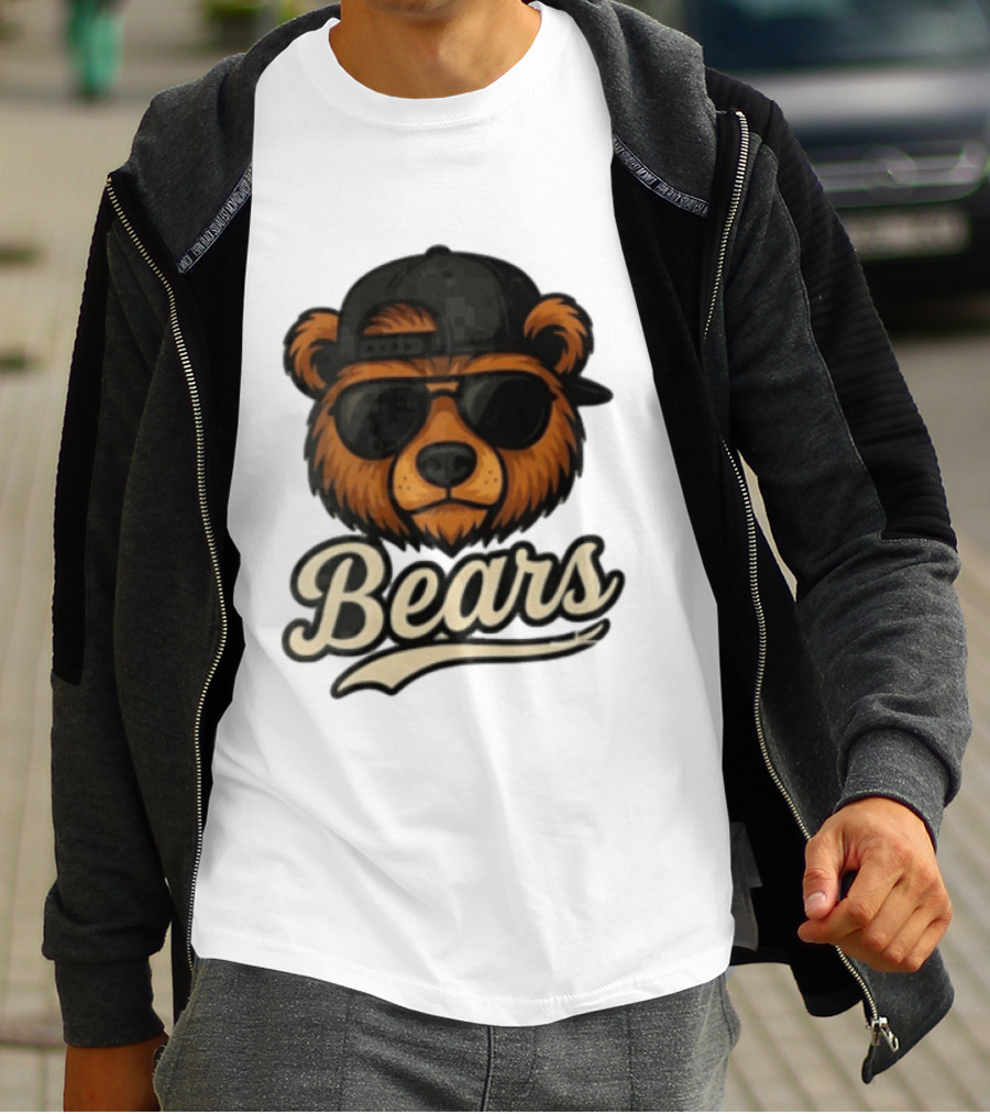 Chicago Bears Cool Bear In Sunglasses And Cap T-Shirt
