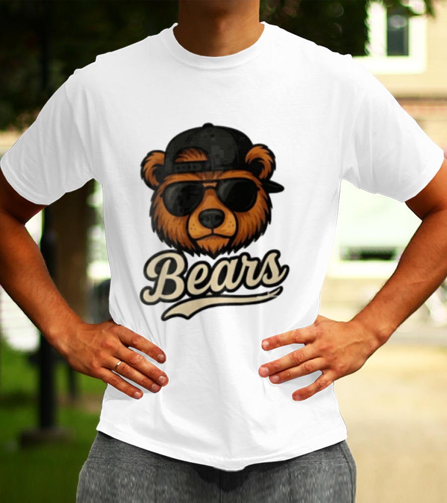 Chicago Bears Cool Bear In Sunglasses And Cap T-Shirt