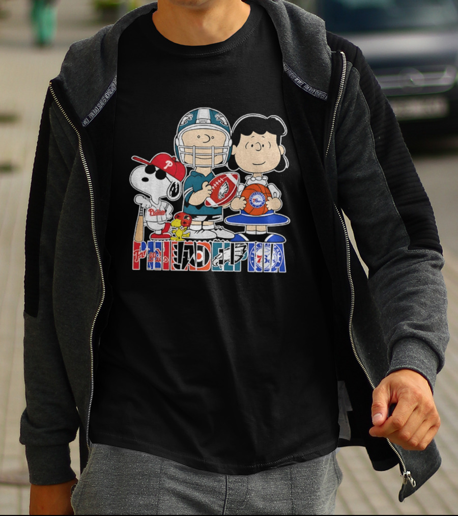 Peanuts Philadelphia Phillies Eagles 76ers Sports Characters T-Shirt