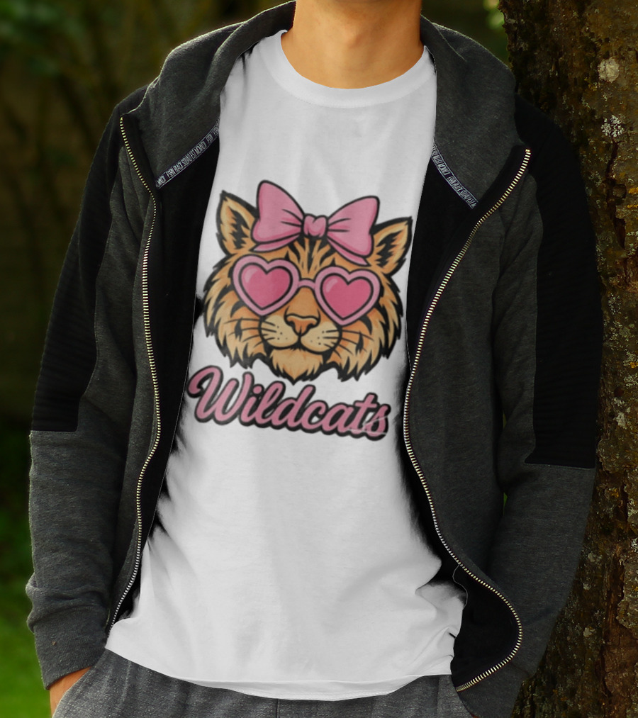 Wildcats Tiger Face Pink Bow Heart Glasses T-Shirt