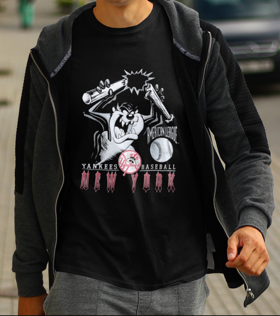 Taz New York Yankees Baseball 1997 MLB Bat Yankees Yankees Baseball New York T-Shirt