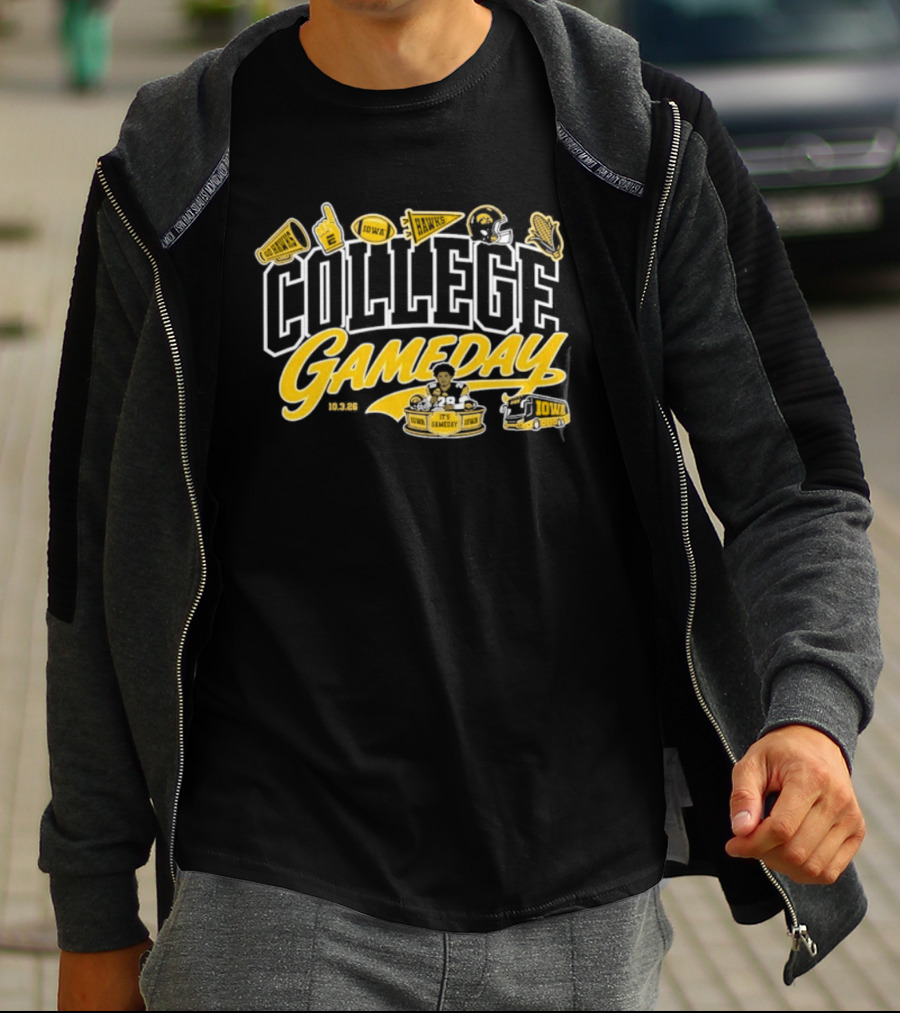 College Gameday Iowa Hawkeyes Football 10326 Player No 28 T-Shirt