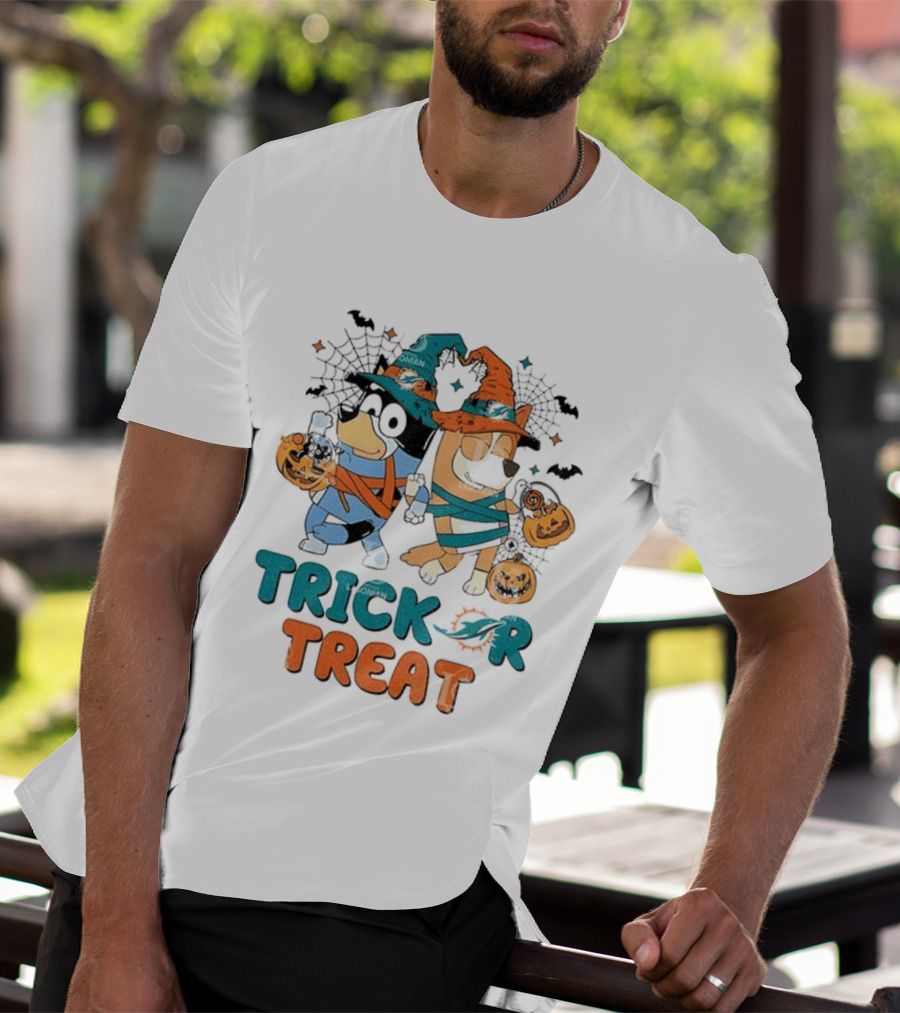 Miami Dolphins Bluey Trick Or Treat Halloween Pumpkin Spooky Costumes T-Shirt