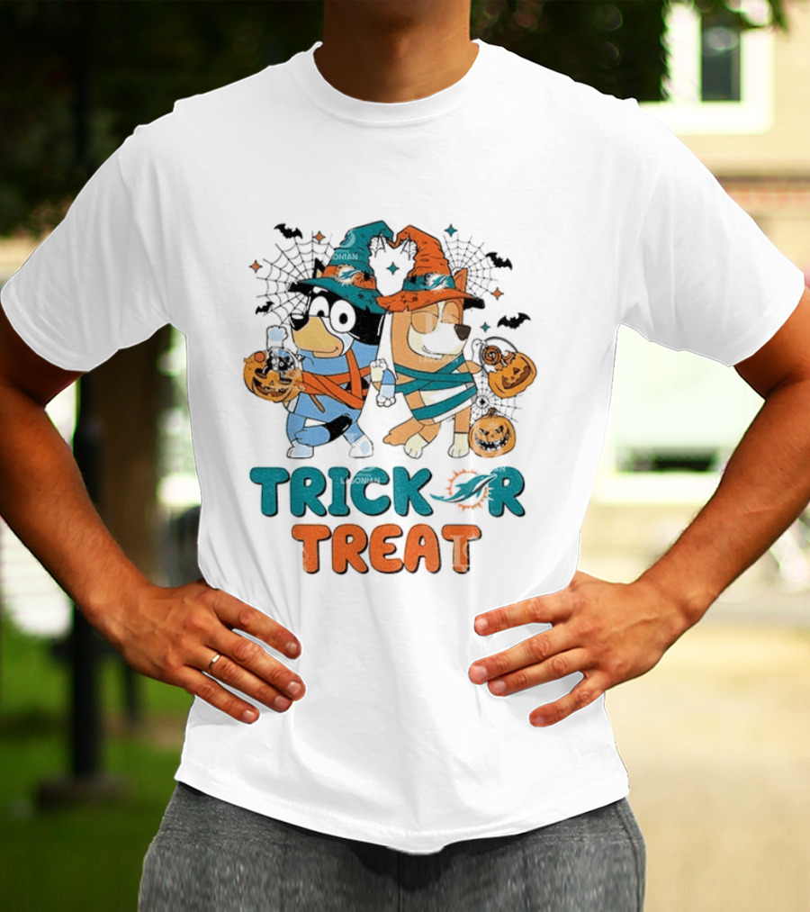 Miami Dolphins Bluey Trick Or Treat Halloween Pumpkin Spooky Costumes T-Shirt