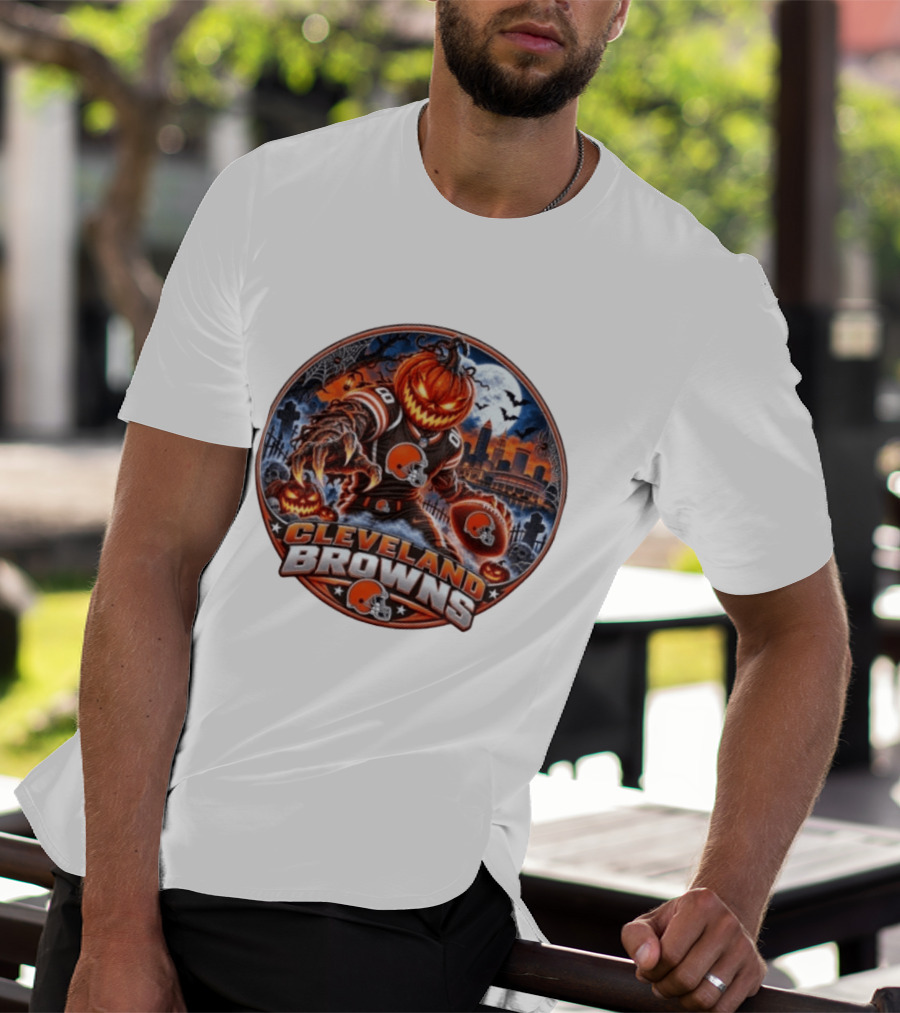 Halloween Jack O' Lantern Cleveland Browns Football Player Spooky Night T-Shirt