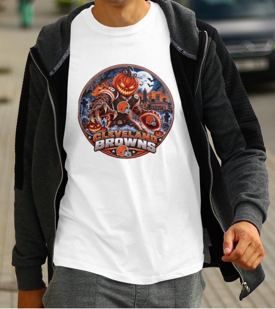 Halloween Jack O' Lantern Cleveland Browns Football Player Spooky Night T-Shirt