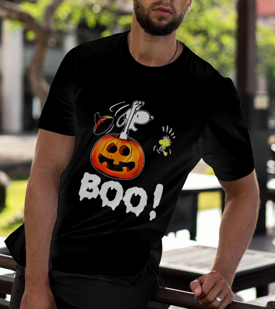 Snoopy Pumpkin Costume Woodstock Halloween BOO Peanuts T-Shirt