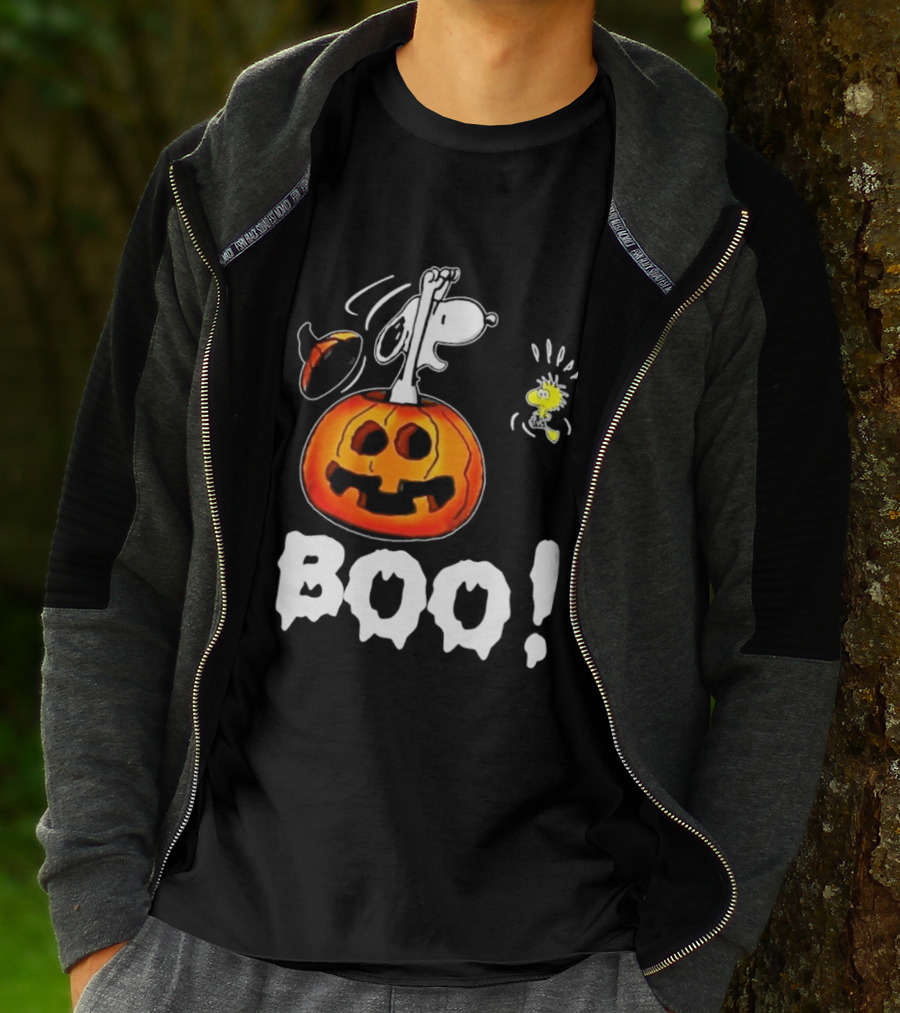 Snoopy Pumpkin Costume Woodstock Halloween BOO Peanuts T-Shirt