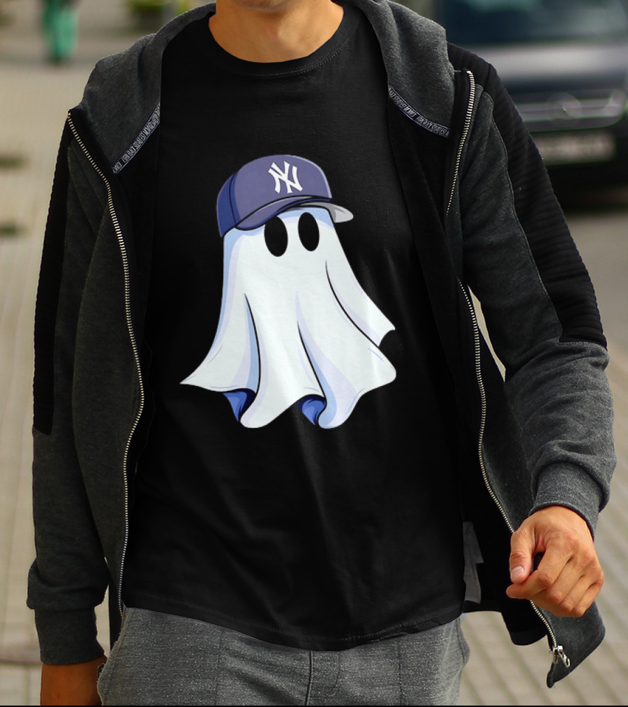 New York Yankees MLB Ghost Baseball Cap Halloween T-Shirt