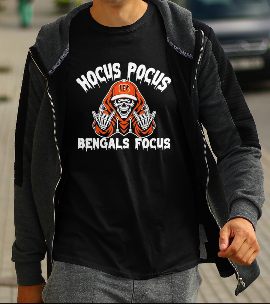 Hocus Pocus Cincinnati Bengals Focus Football Skeleton T-Shirt