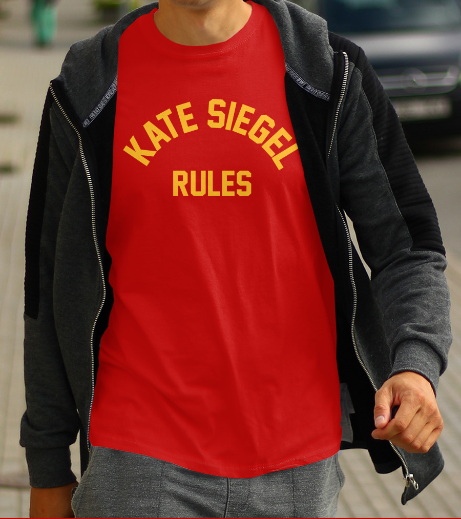 KATE SIEGEL RULES Text T-Shirt