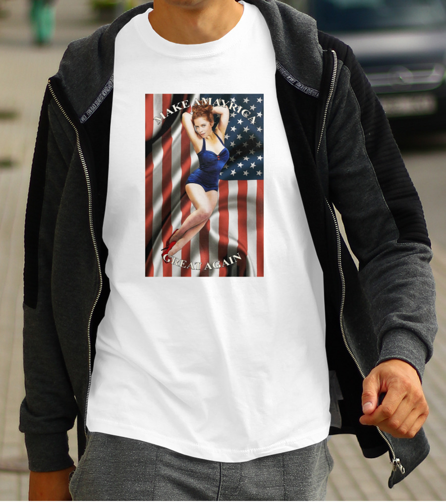 MAKE AMERICA GREAT AGAIN US FLAG PIN-UP MODEL T-Shirt