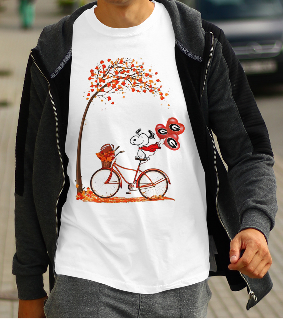 Snoopy Georgia Football Fall Bicycle Balloons T-Shirt