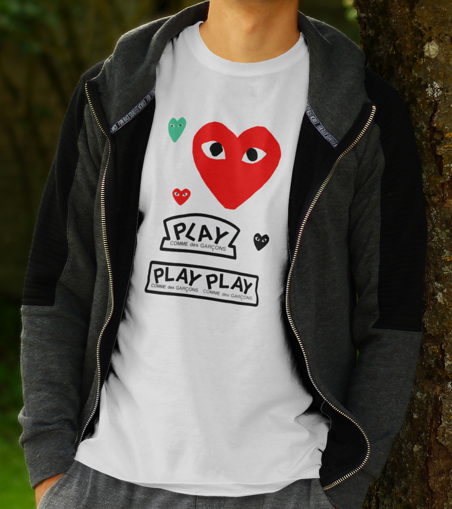 PLAY Comme Des Garçons Heart Faces T-Shirt