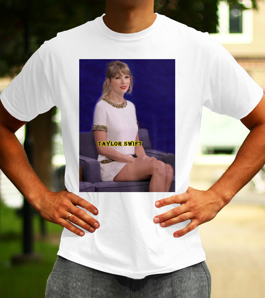 TAYLOR SWIFT Fans Theory About Actress In 10-Minute 'All Too Well' T-Shirt