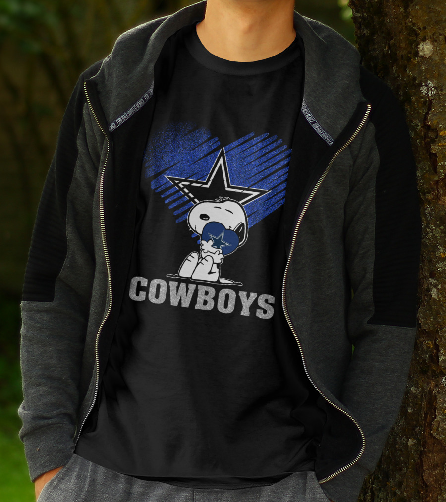 Snoopy Hugging Heart Dallas Cowboys Star T-Shirt
