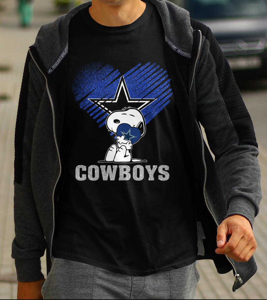 Snoopy Hugging Heart Dallas Cowboys Star T-Shirt