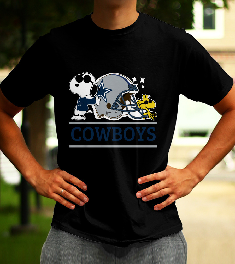 Snoopy Joe Cool Woodstock Dallas Cowboys Helmet Mashup T-Shirt