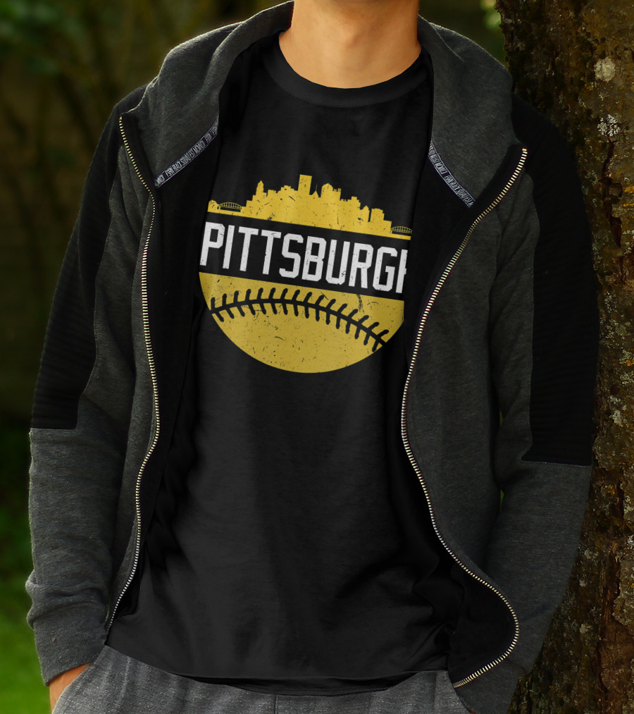 Pittsburgh Vintage Baseball City Skyline T-Shirt