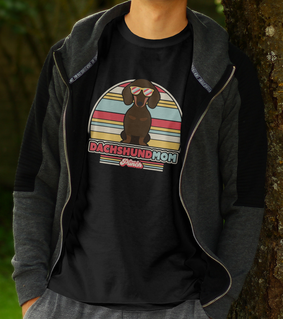 Dachshund Mom Retro Style Paws And Punch Stripes T-Shirt