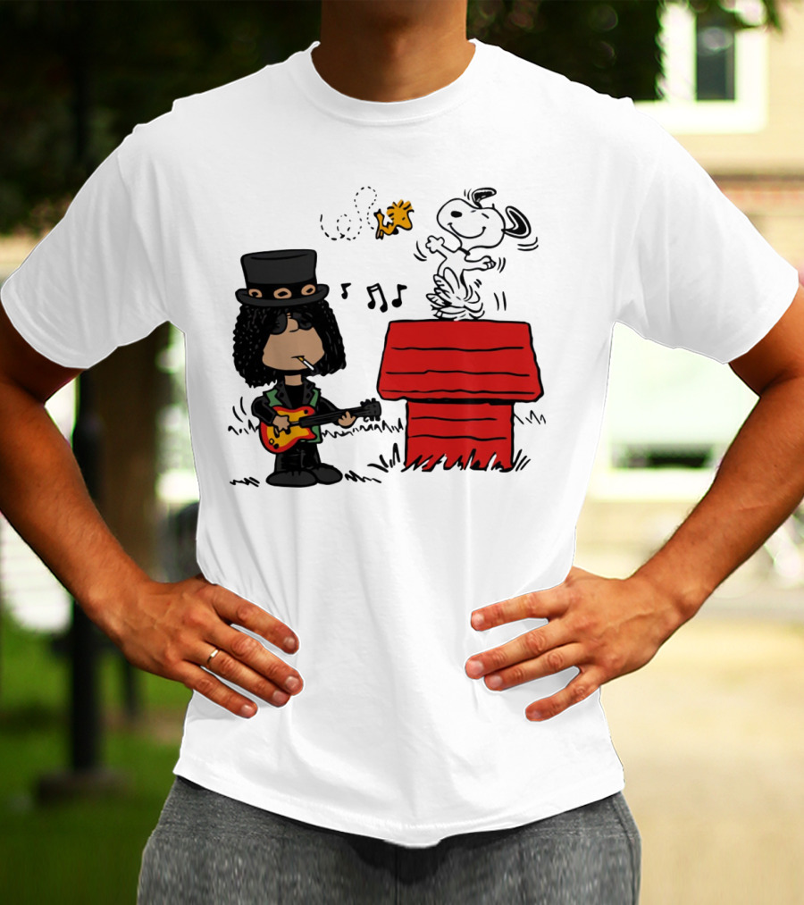 Slash Style Guitarist With Snoopy And Woodstock Playing Music T-Shirt