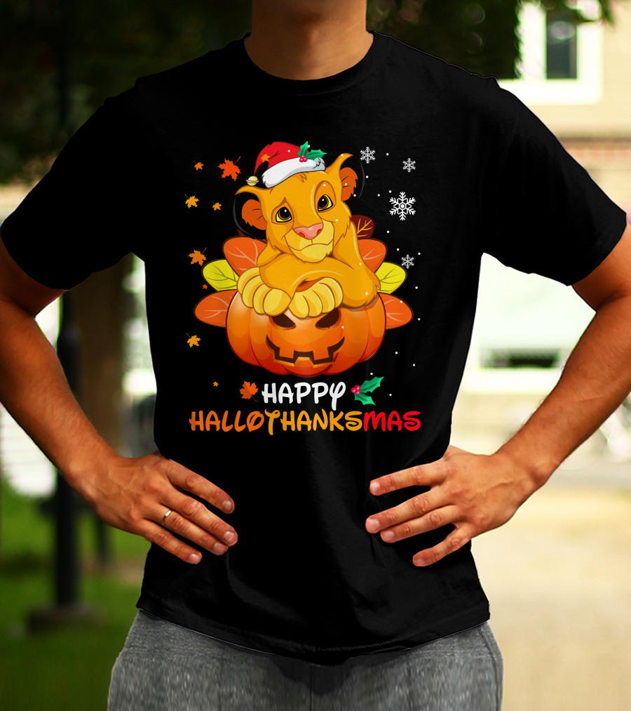 Happy Hallothanksmas Simba Pumpkin Santa Hat Snowflakes T-Shirt
