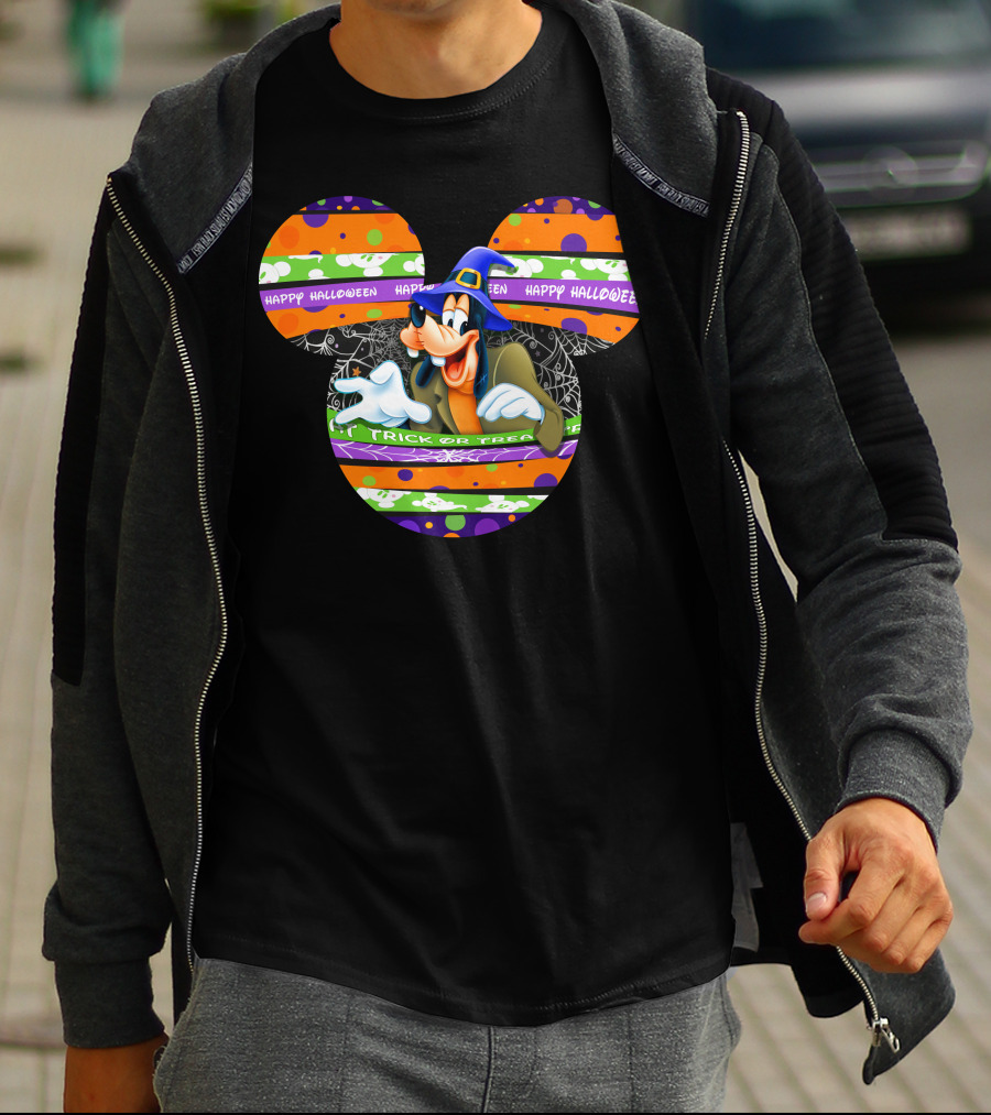 Goofy Happy Halloween Trick Or Treat Mickey Hat T-Shirt