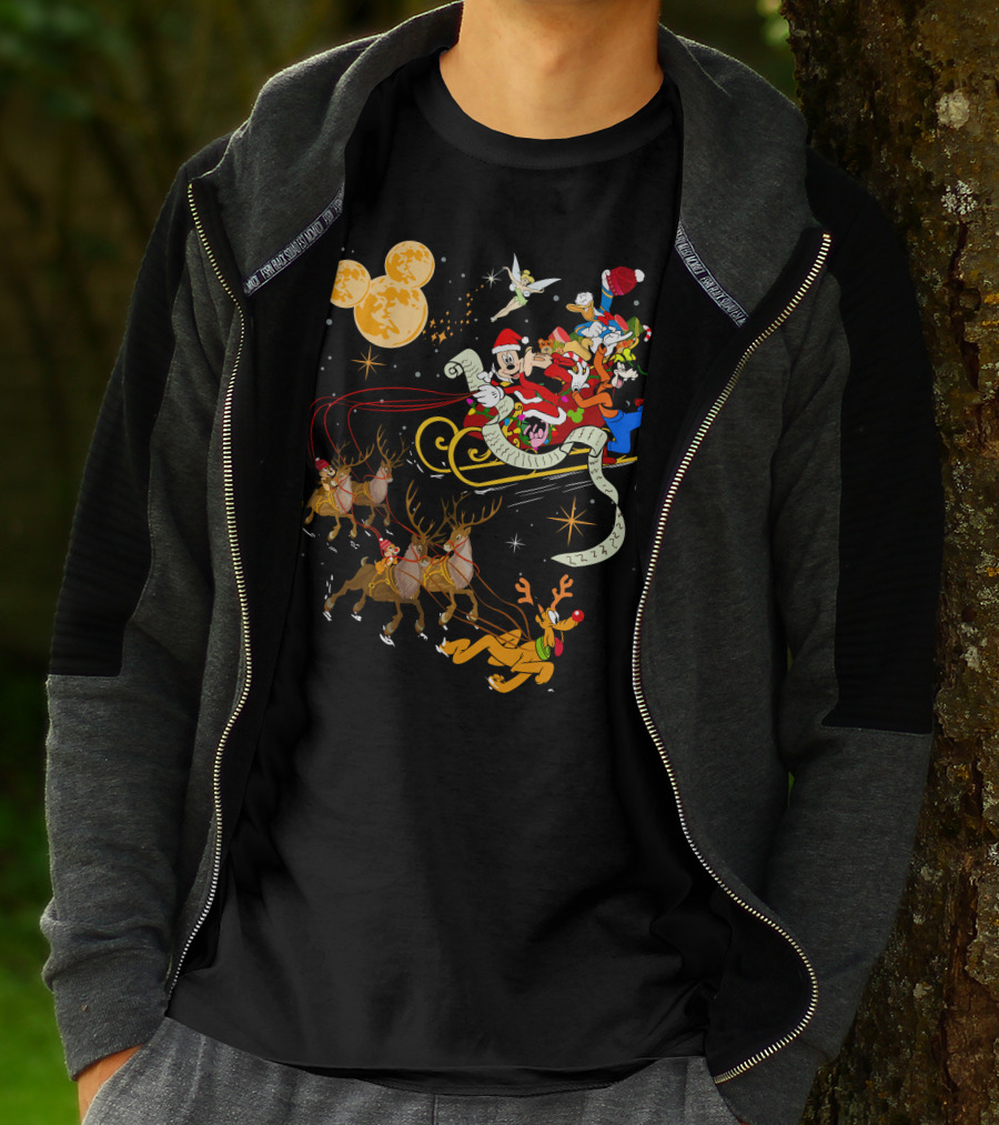 Mickey And Friends Christmas Sleigh Ride With Santa And Reindeer T-Shirt