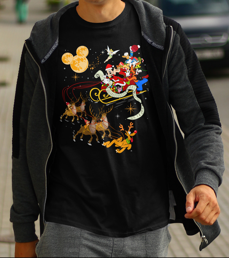 Mickey And Friends Christmas Sleigh Ride With Santa And Reindeer T-Shirt