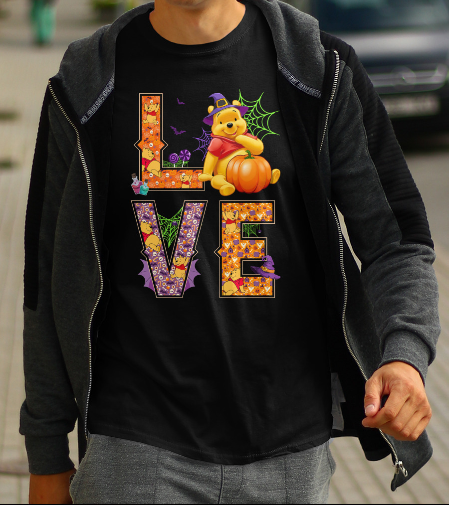 Love Pooh Halloween Pumpkin Spiderwebs And Witch Hat T-Shirt