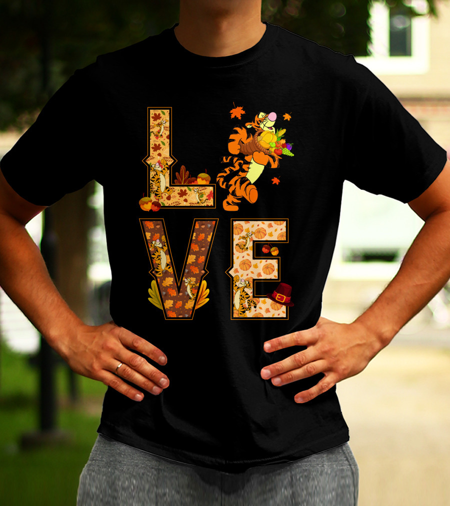 Love Tigger Thanksgiving Autumn Leaves T-Shirt
