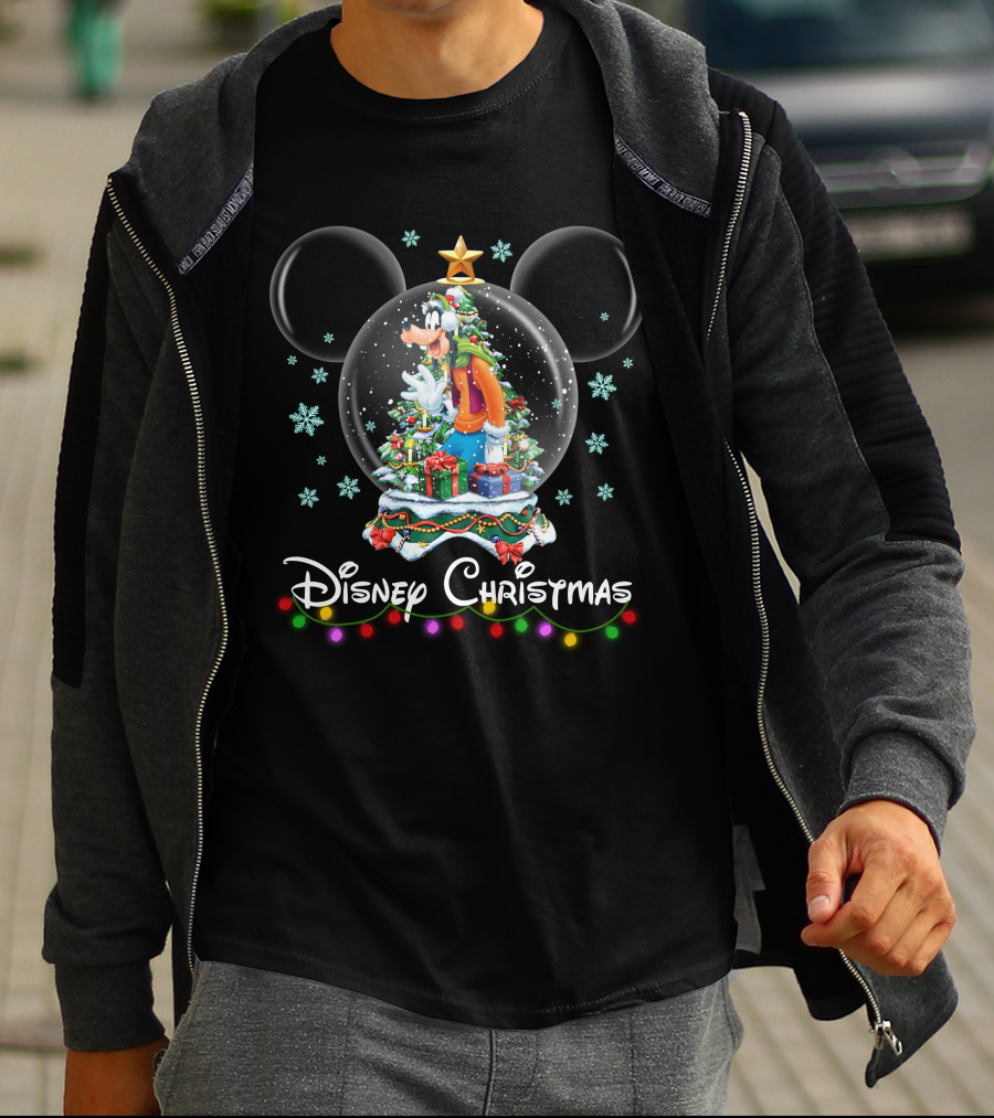 Disney Christmas Goofy Snow Globe Mickey Ears T-Shirt
