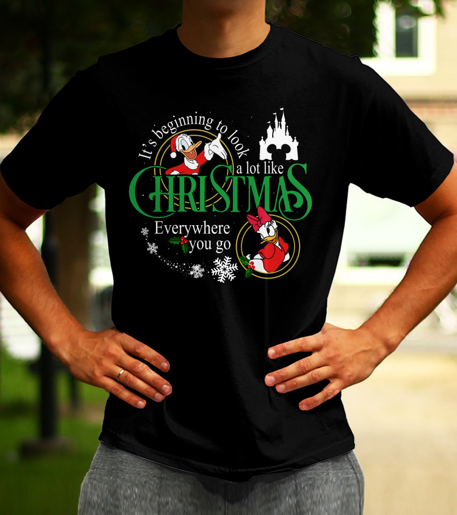 It's Beginning To Look A Lot Like Christmas Everywhere You Go Donald Daisy T-Shirt