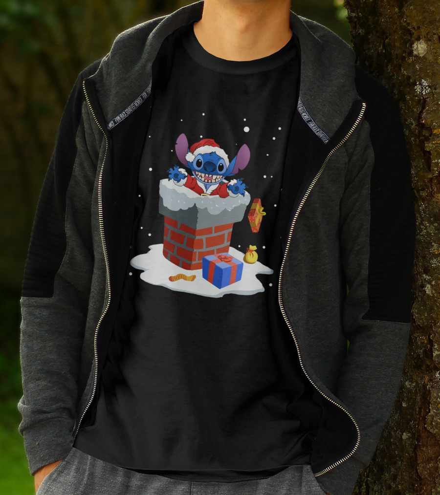Stitch Santa Chimney Christmas Presents Snowfall T-Shirt
