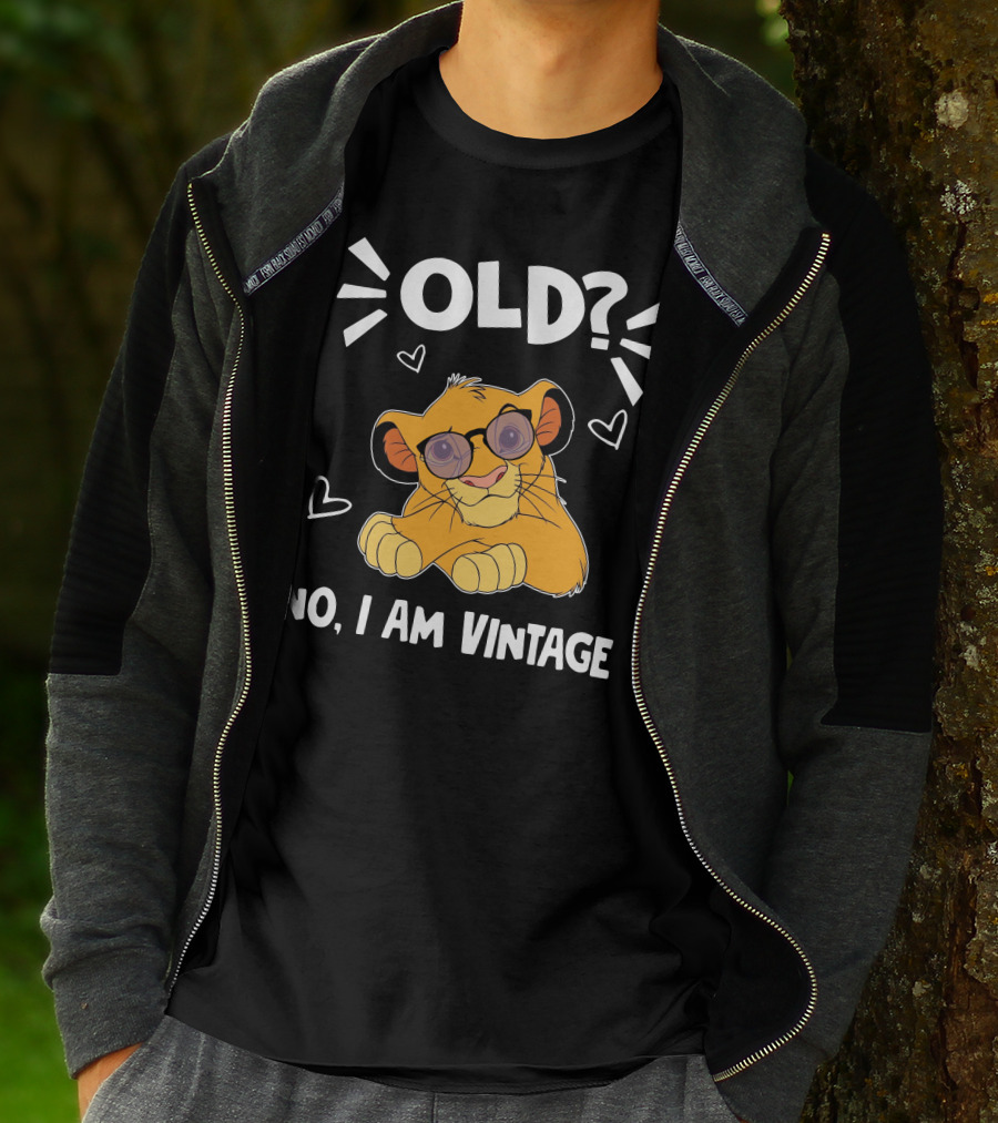 Simba Old No I Am Vintage T-Shirt
