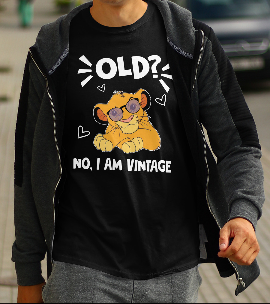 Simba Old No I Am Vintage T-Shirt