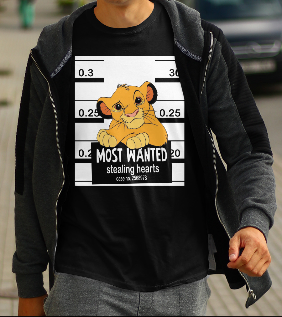 Most Wanted Simba Stealing Hearts Case No. 2568978 T-Shirt