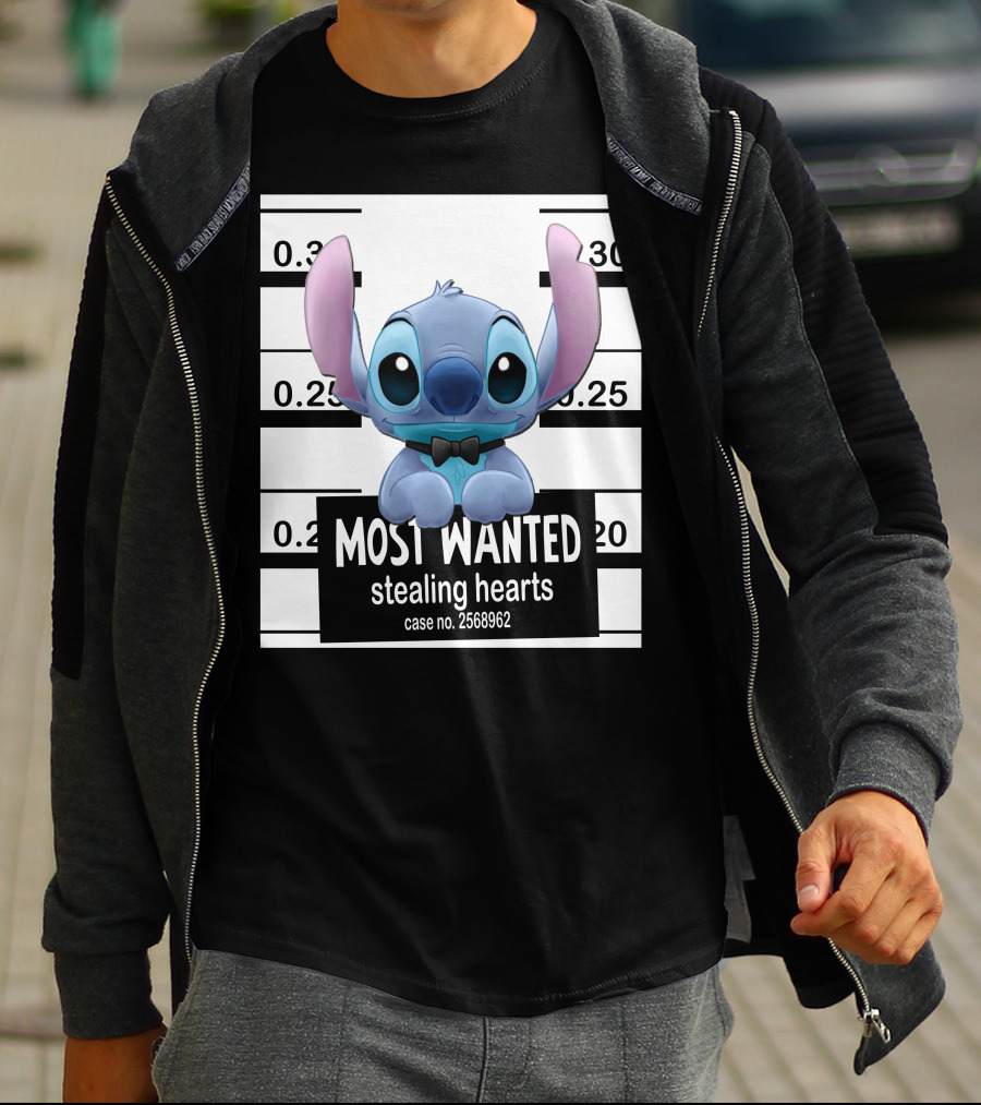 Most Wanted Stealing Hearts Alien Case No. 2568962 T-Shirt