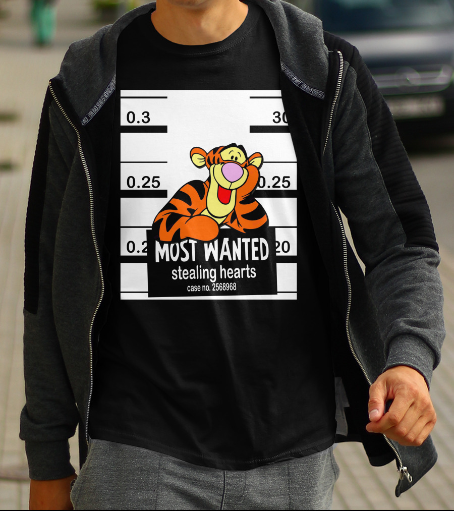 Most Wanted Tigger Stealing Hearts Case No. 2568968 T-Shirt