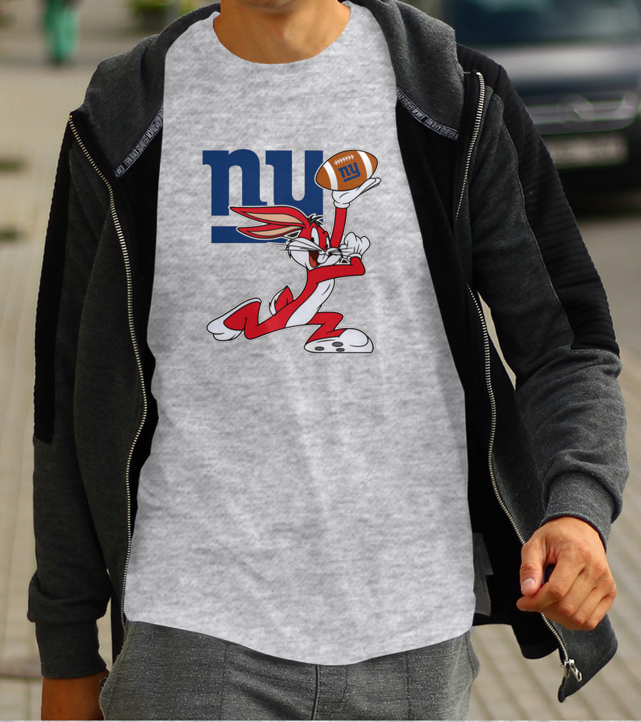 New York Giants Bugs Bunny Football T-Shirt