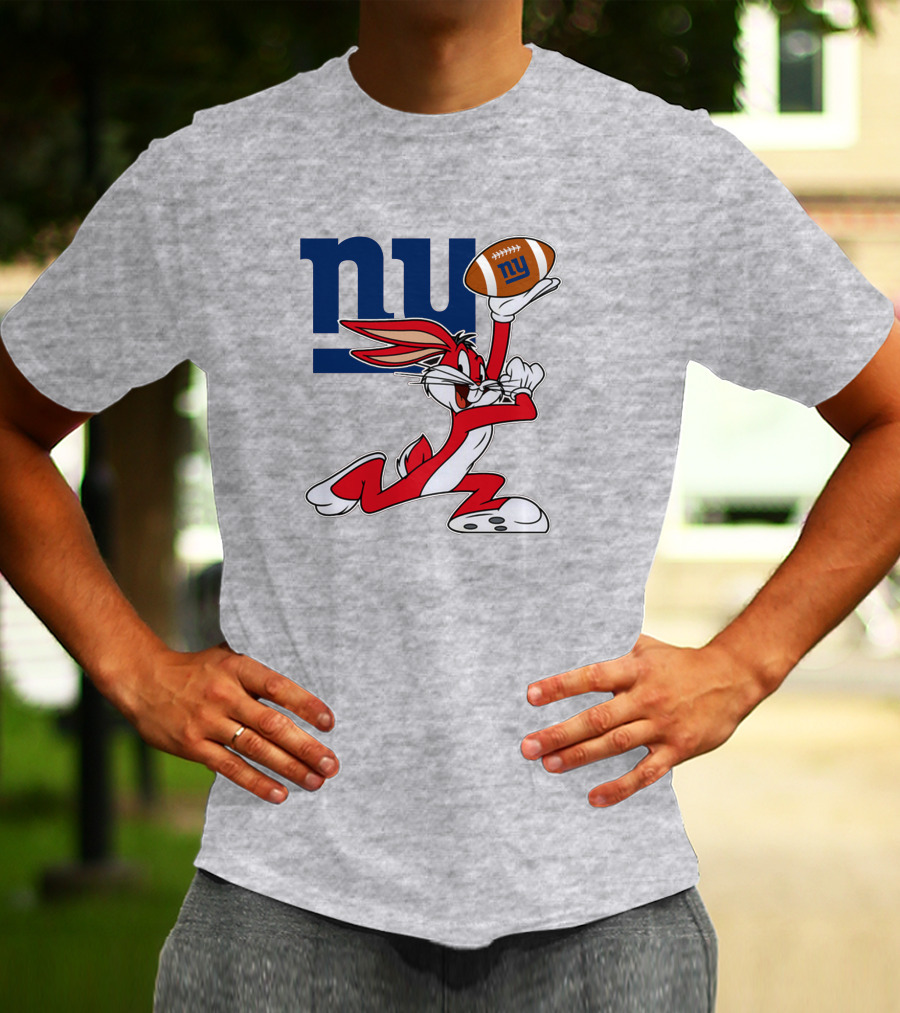 New York Giants Bugs Bunny Football T-Shirt