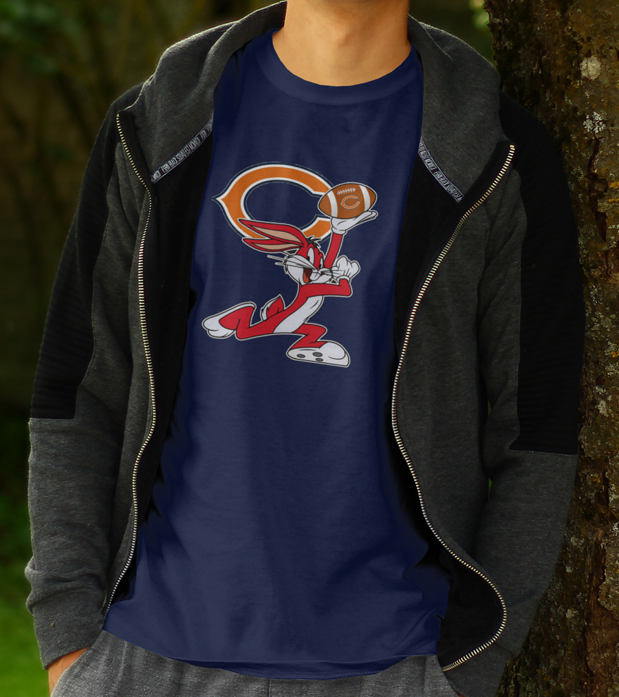 Chicago Bears Bugs Bunny Chiefs Football T-Shirt