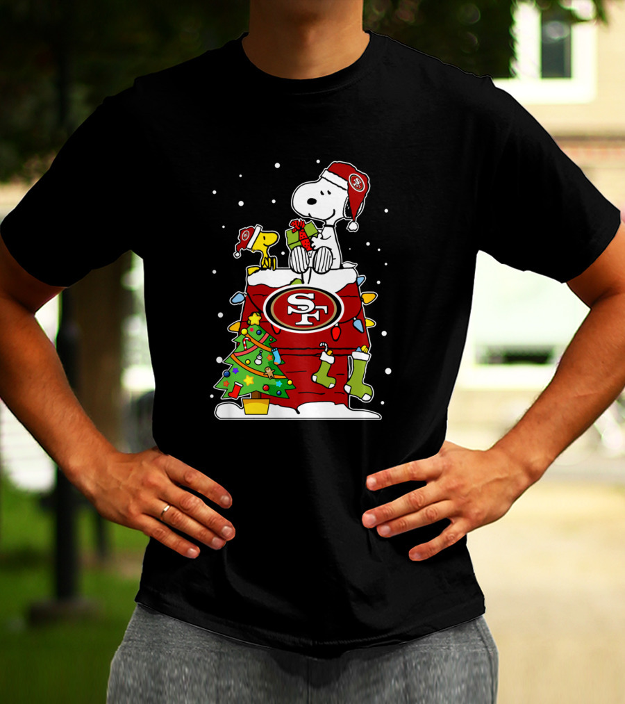 San Francisco 49ers Snoopy And Woodstock Christmas Celebration T-Shirt