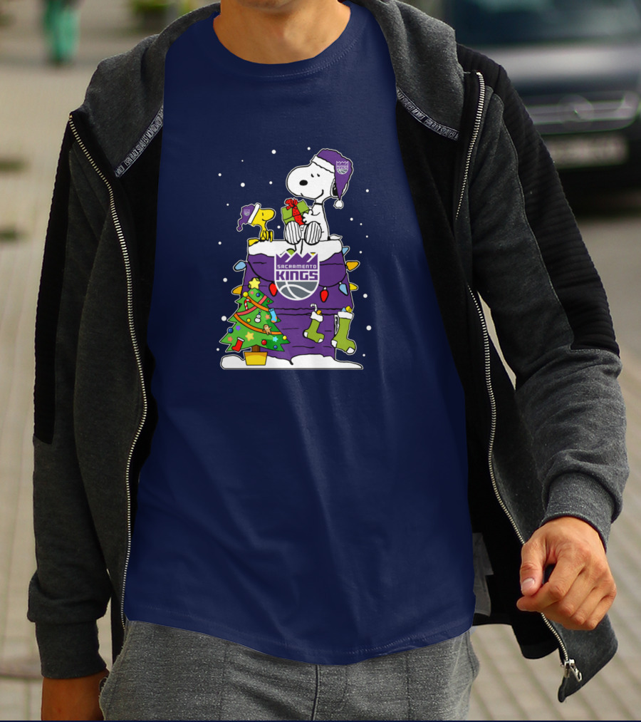 Snoopy Woodstock Sacramento Kings Christmas Tree Holiday Celebration T-Shirt